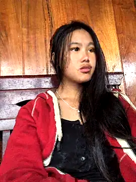 Snapshot of Mai_lovely chatting on 11.01.25 Mai lovely online show from 11.01.25