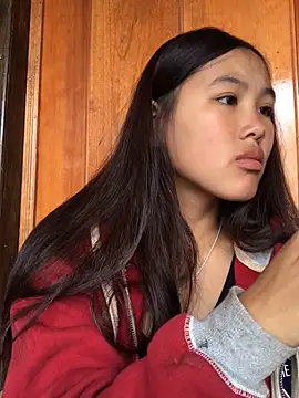 Snapshot of Mai_lovely chatting on 11.09.25 Mai lovely online show from 11.09.25