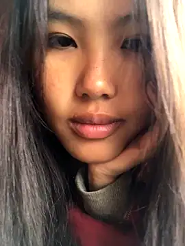 Snapshot of Mai_lovely chatting on 11.13.25 Mai lovely online show from 11.13.25