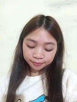 Snapshot of Mayy1 chatting on 10.24.25 Mayy1 online show from 10.24.25