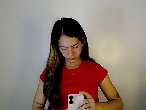 Snapshot of ashley_bombshell chatting on 10.06.25 ashley bombshell online show from 10.06.25