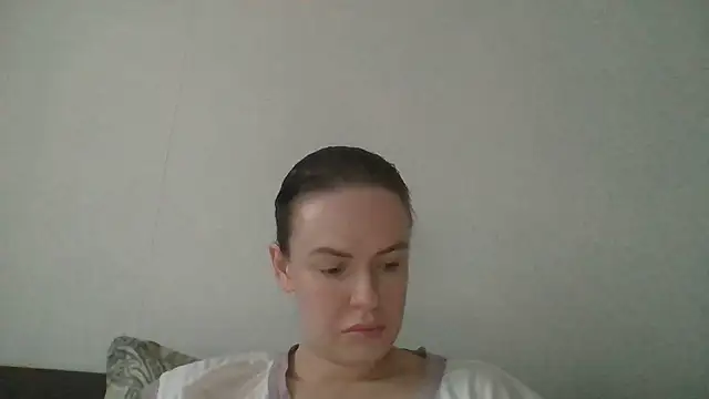 Veylonna online show from 11.04.25