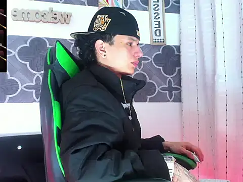 Skinny batman online show from 12.02.25