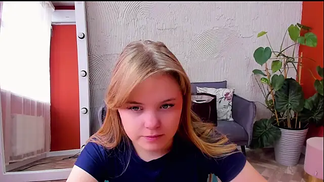 Snapshot of Melissa_199 chatting on 10.21.25 Melissa 199 online show from 10.21.25