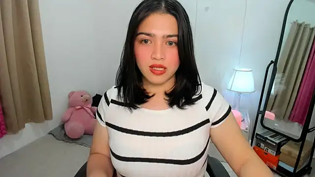 BubbbleButtDemi online show from 10.04.25