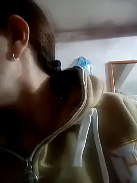Snapshot of suka-bae chatting on 10.14.25 suka-bae online show from 10.14.25