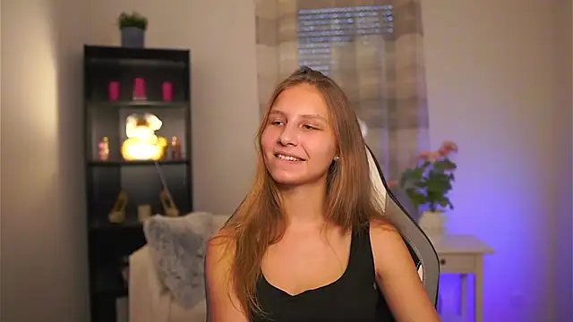 Snapshot of emmie_murray chatting on 02.01.26 emmie murray online show from 02.01.26