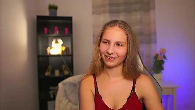 Snapshot of emmie_murray chatting on 02.19.26 emmie murray online show from 02.19.26