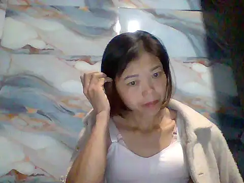 Snapshot of Jane_volv chatting on 10.24.25 Jane volv online show from 10.24.25