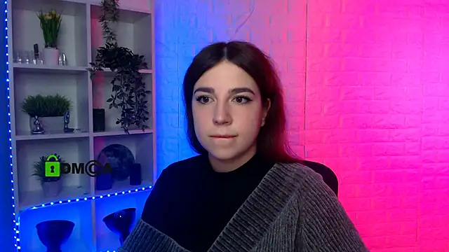 justcamila  online show from 10.06.25