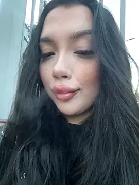 Snapshot of kiss_Lissa chatting on 10.26.25 kiss Lissa online show from 10.26.25