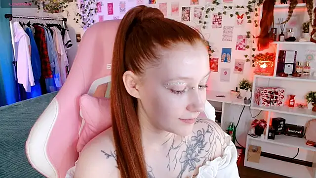 Ayla Hicks online show from 11.18.25