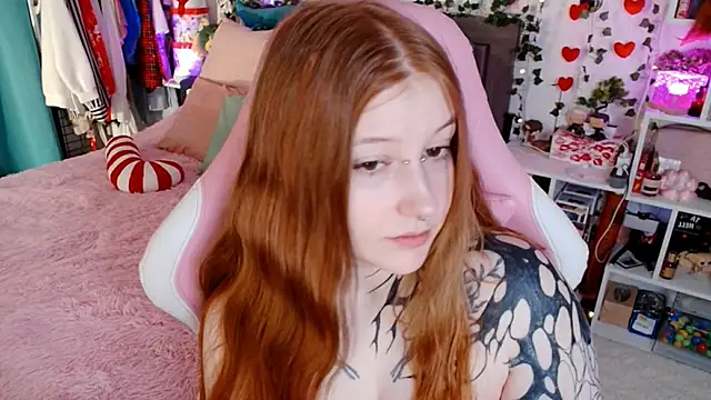 Ayla Hicks online show from 04.11.26