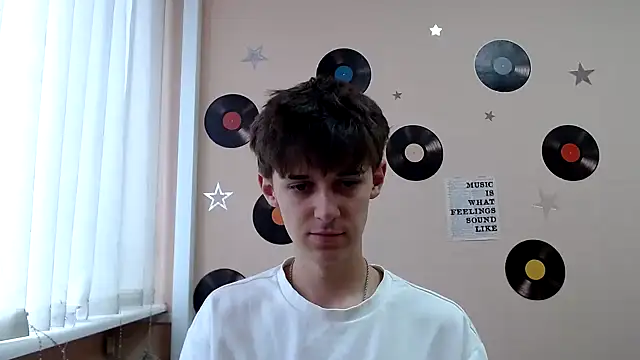 Snapshot of Hoot_Dude_ chatting on 10.07.25 Hoot Dude  online show from 10.07.25