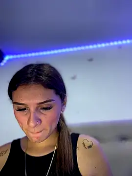 aliisonn   parker26 online show from 09.28.25