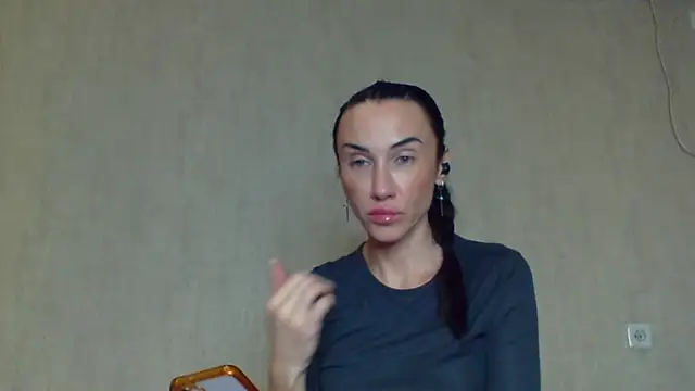 Zariveth online show from 11.04.25