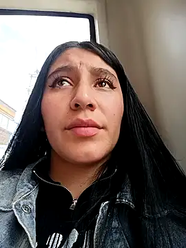 Snapshot of __Antonella chatting on 10.22.25   Antonella online show from 10.22.25
