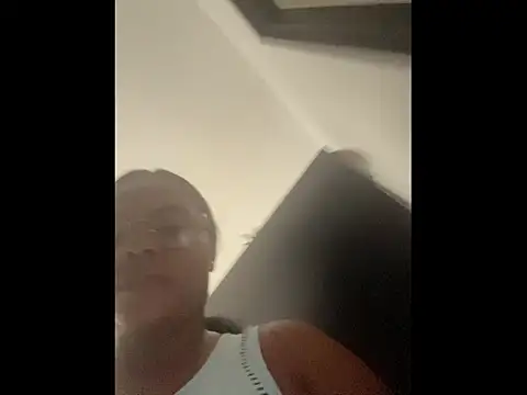 Snapshot of britanny-stone chatting on 11.07.25 britanny-stone online show from 11.07.25