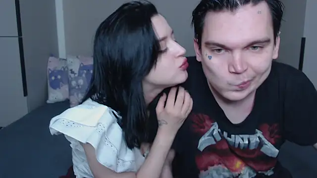 Snapshot of jackoffjillss chatting on 09.27.25 jackoffjillss online show from 09.27.25