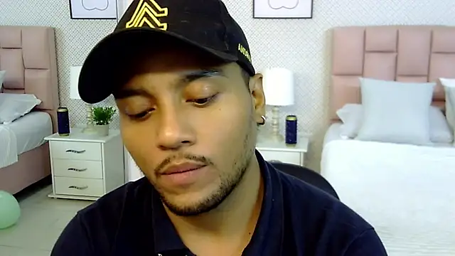 Snapshot of Max_Rivers chatting on 10.09.25 Max Rivers online show from 10.09.25