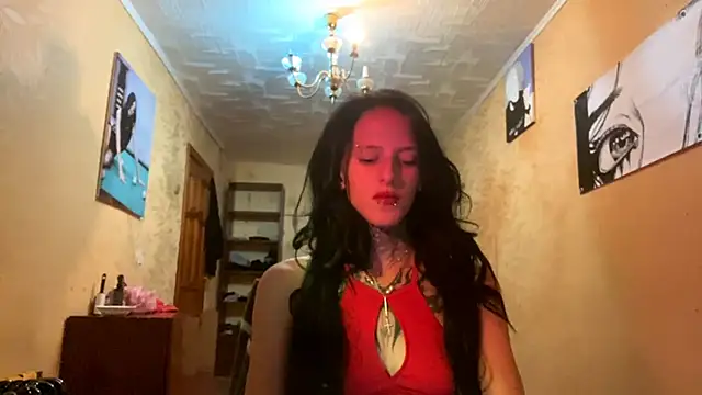 Snapshot of NamBraun chatting on 09.25.25 NamBraun online show from 09.25.25