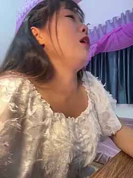 Lie liee online show from 10.05.25