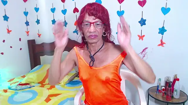 lorenacapelli online show from 04.11.26