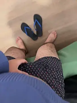 herinhos38 online show from 09.30.25