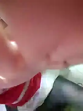 Snapshot of LilithsEve chatting on 09.27.25 LilithsEve online show from 09.27.25