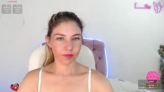 vanessa 21   online show from 10.06.25