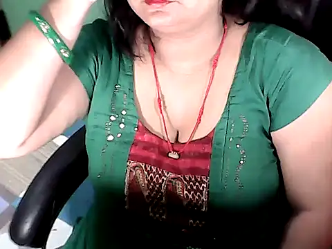 Snapshot of BABITA_KUMARII chatting on 09.28.25 BABITA KUMARII online show from 09.28.25