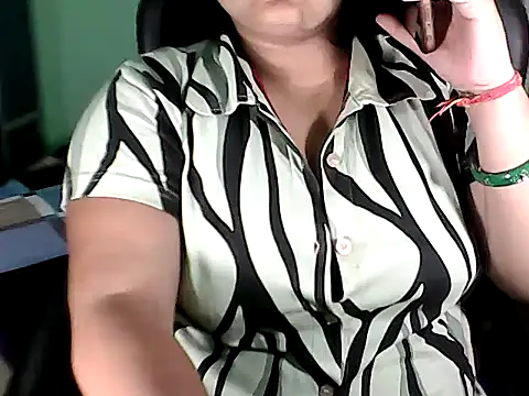 Snapshot of BABITA_KUMARII chatting on 10.08.25 BABITA KUMARII online show from 10.08.25