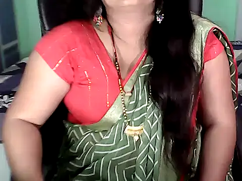 Snapshot of BABITA_KUMARII chatting on 10.17.25 BABITA KUMARII online show from 10.17.25
