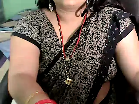 BABITA KUMARII online show from 11.01.25