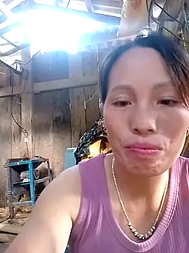 Snapshot of Sera_sexy01 chatting on 10.19.25 Sera sexy01 online show from 10.19.25