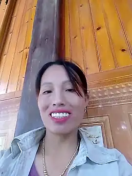 Snapshot of Sera_sexy01 chatting on 10.31.25 Sera sexy01 online show from 10.31.25