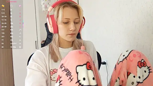 KandaceMassanelli online show from 10.04.25