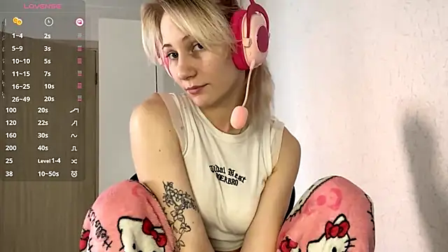 KandaceMassanelli online show from 10.24.25