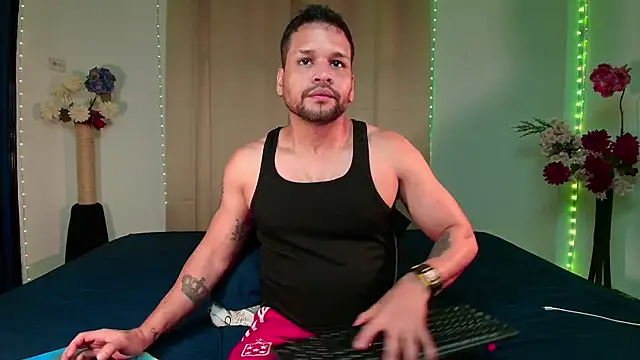 LucasGaeel online show from 04.09.26