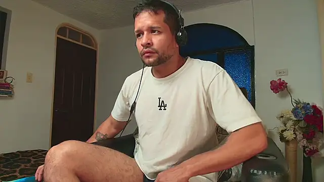 LucasGaeel online show from 07.06.26