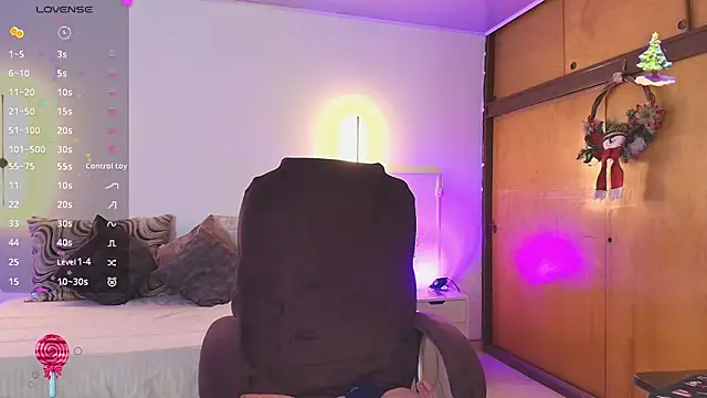 kloe28 online show from 11.28.25