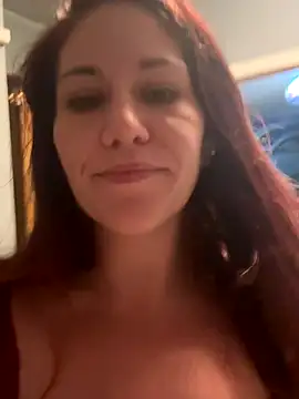 Snapshot of MeliSpice chatting on 09.30.25 MeliSpice online show from 09.30.25