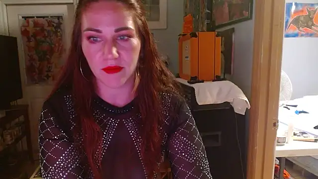 Snapshot of MeliSpice chatting on 10.01.25 MeliSpice online show from 10.01.25