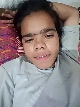 Snapshot of Ok_pooja chatting on 10.12.25 Ok pooja online show from 10.12.25