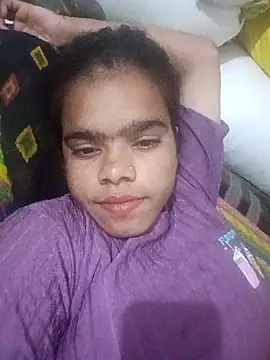 Snapshot of Ok_pooja chatting on 10.20.25 Ok pooja online show from 10.20.25