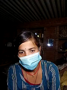 Snapshot of Cuty_nensi chatting on 10.17.25 Cuty nensi online show from 10.17.25