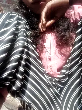 Cuty nensi online show from 11.20.25