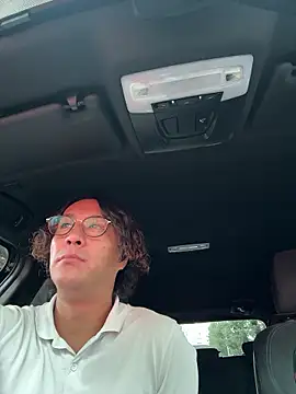 Snapshot of queen_slave1221 chatting on 09.24.25 queen slave1221 online show from 09.24.25