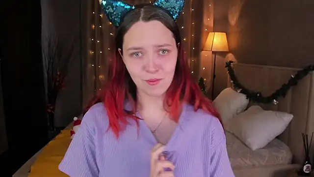 Monica  Queen online show from 11.30.25