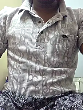 Snapshot of handsome_blg_tam chatting on 10.04.25 handsome blg tam online show from 10.04.25